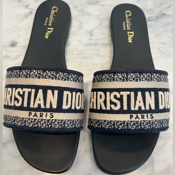 ☀️HOST PICK☀️Christian Dior Navy and Cream Slides - Picture 1 of 10